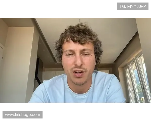 巴黎防线崩溃杜埃失误助攻莫雷拉轻松破门斯特拉斯堡逆转成功